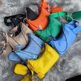 Women Hobo Bags Nylon Waistbag Chest Bag Luxury Designers Purse Axillary Totes Presbyopic Handbags Wallet Belt Messenger Tote Parachute Bag Crossbody Purses