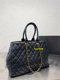 New Vintage Lady Luxury Shoulder Bags Designers Fashion Women's Designer Handbags Large Capacity Clutch Purses Cowhide Totes Bag Handbag Women Wallet Gold Hardware
