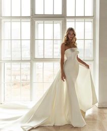 Gorgeous Plus Size Mermaid Wedding Dresses Strapless Satin Backless Floor Length Sceond Reception Dress Bohemian Bridal Gowns with Long Train