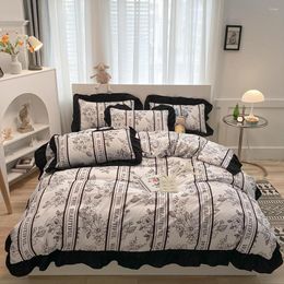 Bedding Sets Ruffles Set For Bedroom Soft Bedspreads Double Bed Home Comefortable Duvet Cover Quality Quilt And Pillowcase