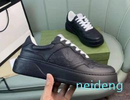 Outdoor Sports Shoe Sneakers Couple Models Fashion Designers Luxurys High-Quality WhiteMen And Women Increase Thick-Soled