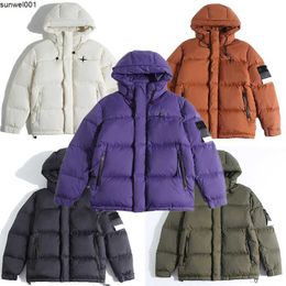 Men's Down Parkas Designer Clothes Top Quality Stone Jackets Mens Jacket Womens Coats White Duck with Badge Winter Outwear Parka Oversized Lady Size M-3xl Uxr5