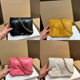 Designer Women Bag Bags Inflatable Bread Chain Luxurys Handbags Crossbody Bags Leather Handbag Flap Fluffy Velvet Messenger Purses 231226