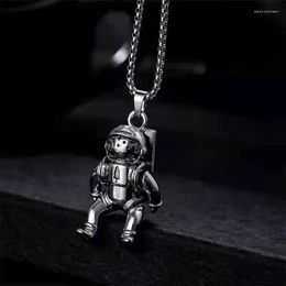 Pendant Necklaces Fashion Backpack Astronaut Alloy Necklace For Men Movable Couple Chain Hip Hop Titanium Steel Sweater