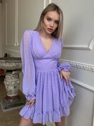 Casual Dresses Capucines Swiss Dot Ruffles Deep V Neck Summer Dress Women Solid Colour Lantern Sleeve French Robe A Line Mini Chiffon 230412