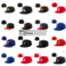 2023 Fan's Black White Grey Color Letter Baseball Fitted Hat Mix Order Closed Flat Bill Base Ball Snapback Caps Bone Chapeau Size 7-8 Ma19-4