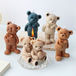 Scented Candle Cute Bear Silicone Candle Mould DIY Hug Heart Couple Bear Scented Candle Making Resin Soap Cake Mould Gifts Craft Home Decoration P230412