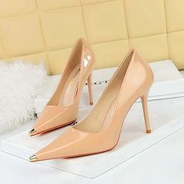 Dress Shoes Luxury women shoes high heels Thin heels 9.5 Cm Super high heel Shiny Metal Pointed Single Shoes Wedding Shoes Party Shoes 34-40 231113