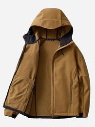 Men s Jackets 2023 Autumn Winter Jacket Outdoor Water Repellent Fleece Lined Warm Hooded Windbreaker Plus Size Casual Softshell Coat 231113