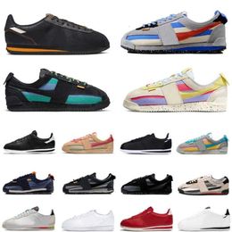 Fashion Classic Sp Union Sesame Light Smoke Off Noir Forrest Gump Lemon Frost Wheat Gold Great Outdoors Triple Black Man Woman Running Shoes