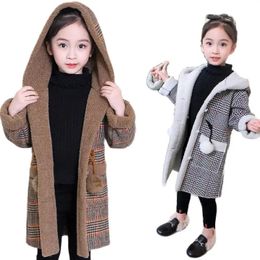 Coat kış sonbahar genç kızlar yün pamuklu sıcak ceket çocuklar butik kıyafetler çocuklar Noel ekose kapüşonlu ceketler 231113