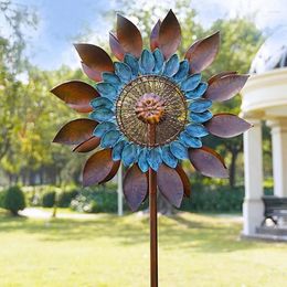 Garden Decorations Pastoral Sunflower Windmill Outdoor Yard Lawn Wind Spinners Iron Art Decoration Spinner