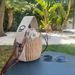 Hand woven straw bag woody designer handbag for men cool classic elegant letters white canvas strap sacc luxe beach summer womens totes bags good XB015 E23