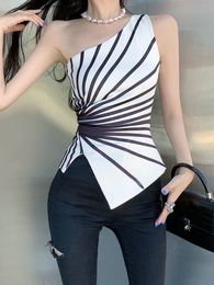 Camisoles Tanks Y2k Sleeveless Irregular Tank Top Women Sexy Skinny Striped Design Corset Stretch Tube Streetwear Summer One Shoulder 230412