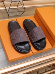 2023 Mens Sandals Flat Thick Rubber Sole Beach Slippers Male Brand Designer Platform Summer Casual Fashion Shoes Size 38-44