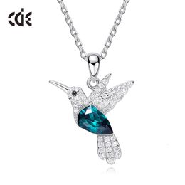 Pendant Necklaces Luxury 925 Sterling Silver Hummingbird Crystal Jewellery Set for Women Girls Necklace Stud Earrings Items 221109