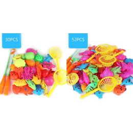 Intelligence toys 30/52 Pcs Magnetic Fishing Toys Plastic Fish Rod Set Kids Playing Water Gifts 230412