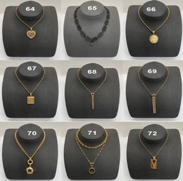 Love Heart-shaped Pendant Chain Necklaces Greece Meander Pattern Bead Necklace Banshee Medusa Portrait Designer Sweater Chain Jewellery Women Accessories Gifts H12