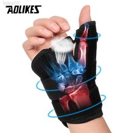 Wrist Support Thumb Brace - Carpal Tunnel Wrist Brace Relief and Tendinitis Arthritis Sprained Thumb Spica Splint Wrist Support to Help Sleep zln231113