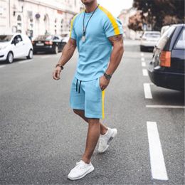 Men's Tracksuits Men's Summer Solid Color Tracksuit 2 Pieces T-Shirt Shorts Casual Stylish Sweatersuit Set Fashion Jogging Suit Streetwear Outfit 230413