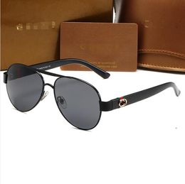 Fashion Round Sunglasses Eyewear Sun Glasses Designer Brand Black Metal Frame Dark 50mm Glass Lenses For Mens Womens Better Brown Cases G4243