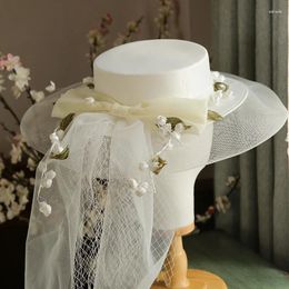 Berets Vintage Wide Brim Flat Satin Fedora Hat Women Flower Gauze Bow Mesh Sombrero Cap Bride Summer Spring Sun Fascinator 2023