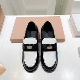 miumius casual ballet loafers shoes Luxurious shoes shoes designer party patent leather semiflat lambskin leg party ball dress shoes sneakers party ballet shoes MI