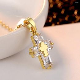 Pendant Necklaces Crystal Cross Necklace For Women Luxury Elegant Zircon Jesus Amulet Jewellery