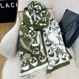 Designer Luxury Scarf Designers Letter Floral Design Christmas Gift Scarf Temperament Versatile Style Designs Fashion Leisure Scarf