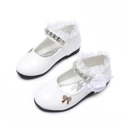 Sneakers Flower Girls Shoes Spring Autumn Princess Lace PU Leather Shoes Cute Bowknot Rhinestone For 311 Ages Toddler Shoes 230412