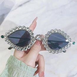 Sunglasses Luxury Rhinestone Shiny Fashion Cat Eye Punk Diamonds Women Men Y2k Sun Glasses Female 2000'S Eyewear Shades UV400