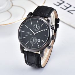 Men luxury designer Automatic quartz watch 42mm Mens auto versatility leather band 5 hands Watches b17