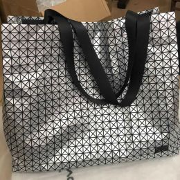 Designer Isseyss Tote Miyake Bolsa Triângulo Mitsubishi Outono e Inverno Grande Capacidade Saco de Compras Geométrico Lingge Feminino Um Ombro