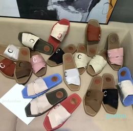 Luxury designers Slippers sandals free Summer fashion Flip Flops Leather lady Slipper Metal shoes sneakers Sandals Clogs Slides Large