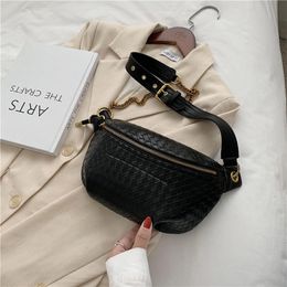 Waist Bags Chain Bag Women Leather Fanny pack Luxury Brand Crossbody Chest Mini Belt Fashion Girl Phone Pack Purse 230412