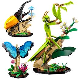 Electric RC Car 1111PCS Creative Insect Series Butterfly Building Block Beetle Mantis Biological Model Decoration Bricks Toy Gift For Kids Adult 231113