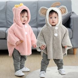 Coat Winter Baby for Girls Lamb Wool Hooded Toddler Cloak Kids Outerwear Clothing Outdoor Cartoon Infant Windproof Cape 231113