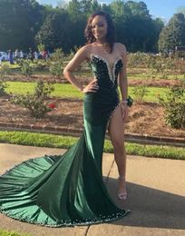 Emerald Green Long Evening Prom Dresses Crystal Rhinestone vestidos de festa High Split Formal Party Gown Mermaid Velvet Pageant Gown Strapless