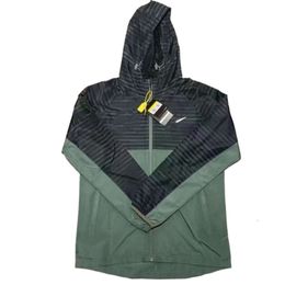 Mens Designer Jackets Long Sleeve Windbreaker Windrunner Men Full Zipper Wind Breaker Waterproof Jacket Hoodie Tracksuits Coat Size L-4XL 3R8I0NKZZNKZZY730