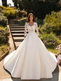 Vintage Long Square Collar Satin Wedding Dresses Full Sleeves with Lace Applique A Line Court Train Bridal Gowns