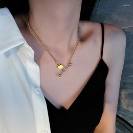 Pendant Necklaces DEAR-LIFE Fashion Creative Titanium Steel Necklace Delicate Locking Clasp Collarbone Chain(Restocking Links)