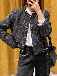 Women's Jackets Women Retro Plaid Tweed Jacket Pearl Decoration Autumn Winter 2023 Elegant Ladies O-Neck Single Breasted Coat