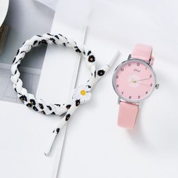 Wristwatches Relogio Feminino Women Watches Bracelet Set Flowers Ladies Watch Casual Leather Quartz Wristwatch 2pcs Clock GiftsWristwatches