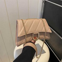 Women Designer Botteg Vene Trendy and Simple Embroidered Thread Crossbody Shoulder for Women's 2023 New Fashion Personalised Commuter Casual Small Square XMJMV