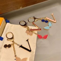 Fashion Women Lanyards Luxury Keychains Designer Lover Keychains Brand Letter Key Chain Womens Bag Charm Men Portable Car Keychain