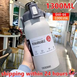 Mugs 1300ML Thermal Water Bottle Large Capacity With Straw Stainless Steel Thermos Cold and Sport Cup 231113