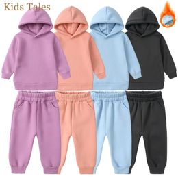 Clothing Sets Kids Baby Boys Girls 2Pcs Fleece Outfits Hooded SweatshirtPants Toddler Solid Long Sleeve Tracksuit Children Essential Warm Set 231113