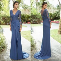 Lace Dark Navy Sheath Mother of the Bride Dresses Long Sleeves V Neck Beaded Evening Gowns Sweep Train Chiffon Wedding Guest Dress