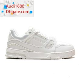 Men Trainer Designer Sneaker Low Casual Shoe Sports Culture Versatile Board Shoes TPR Latex Fashion