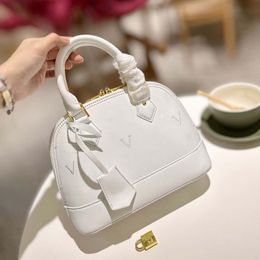 Cosmetic Bag Designer Woman Toilet Pouch Luxury Brand Shoulder Bags Handbags High quality Purse Genuine Leather Crossbody Bag 1978 S490 04